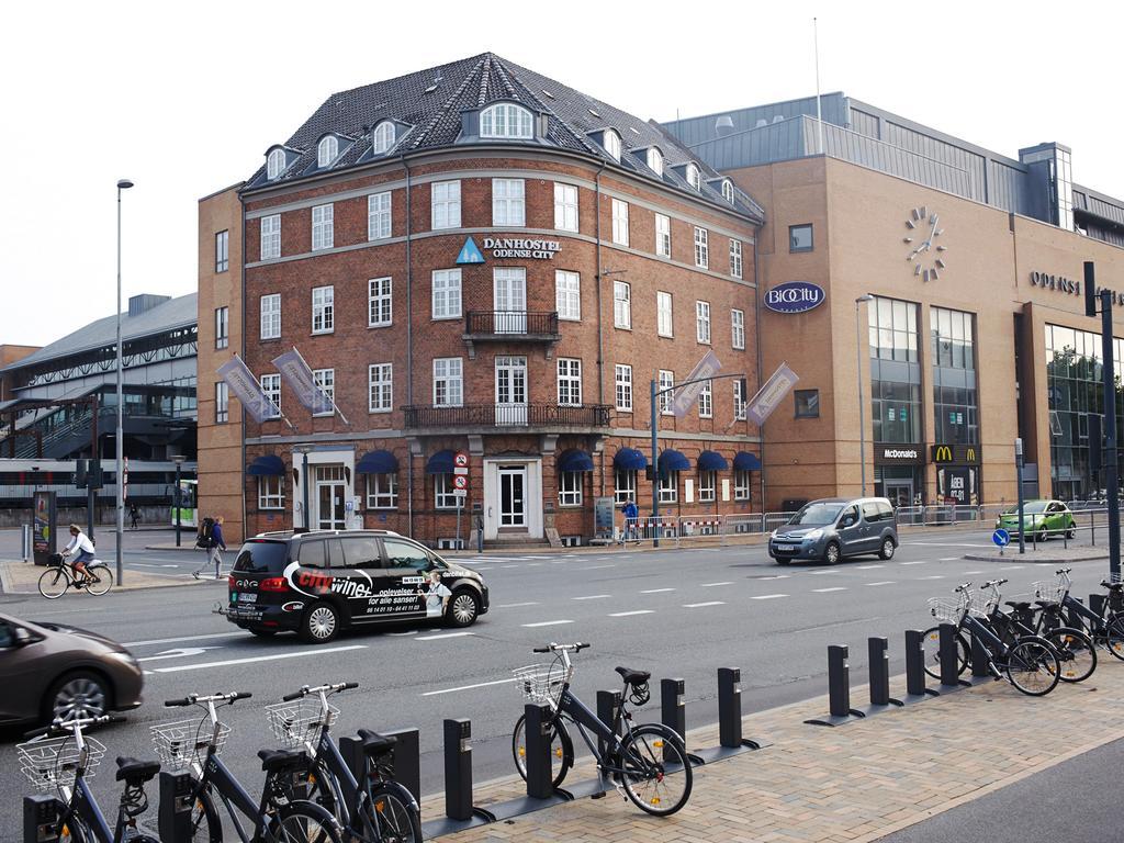 Danhostel Odense City Zewnętrze zdjęcie The station building