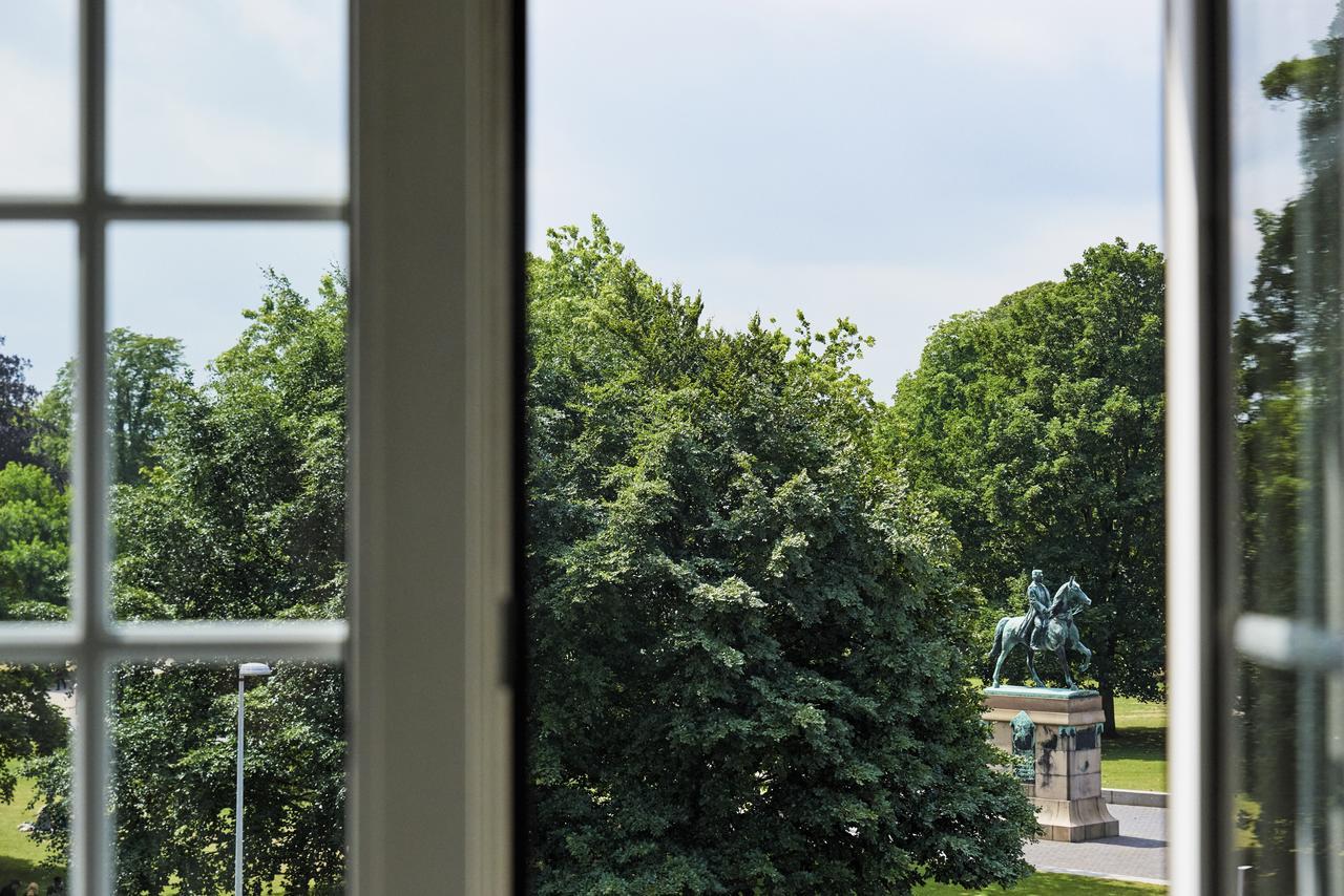 Danhostel Odense City Zewnętrze zdjęcie View of the gardens from the window of the house