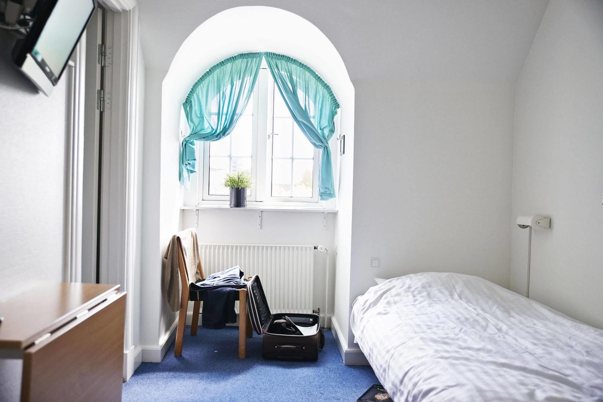 Danhostel Odense City Zewnętrze zdjęcie A room at the hotel