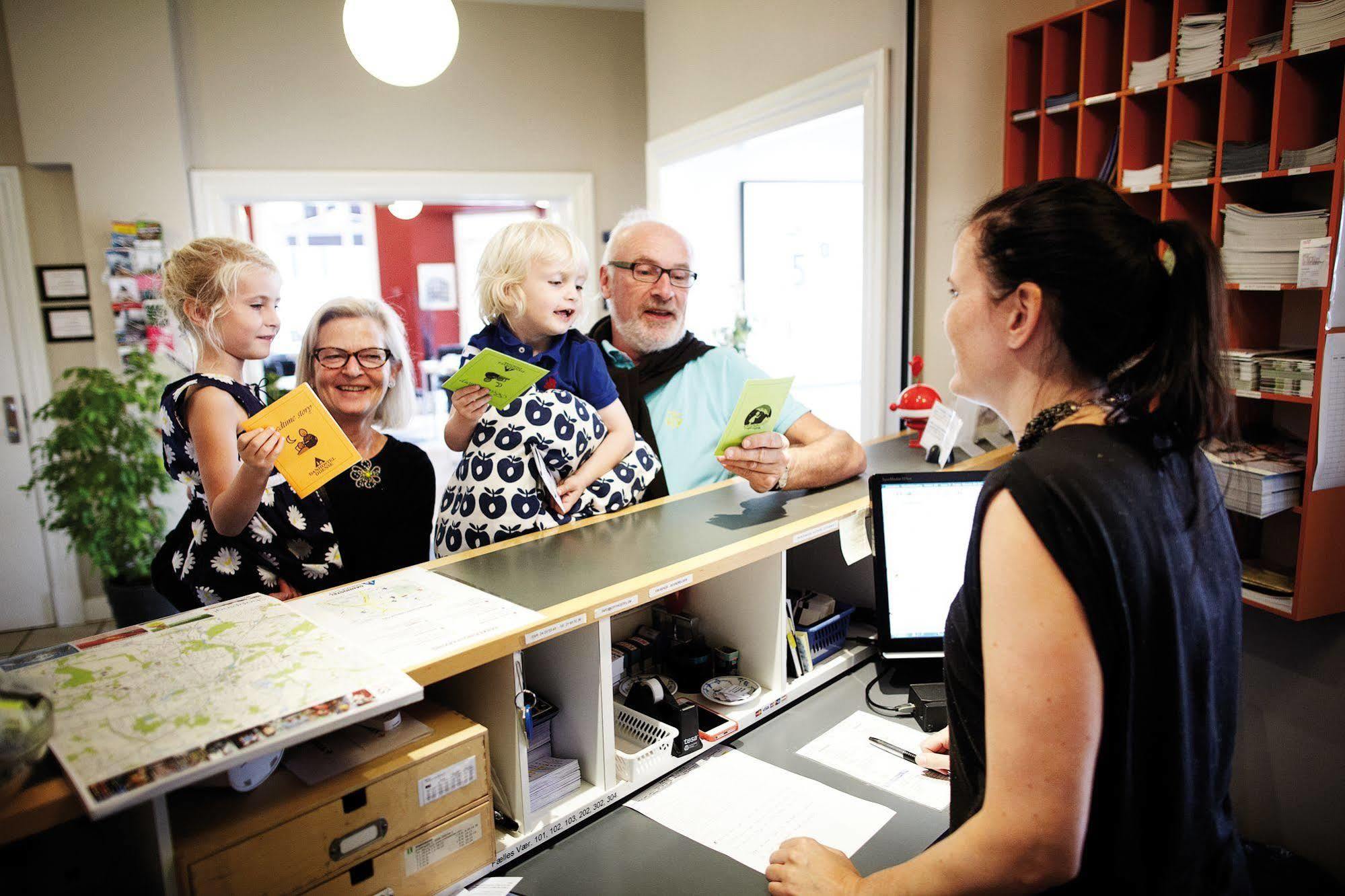 Danhostel Odense City Zewnętrze zdjęcie A library in Finland