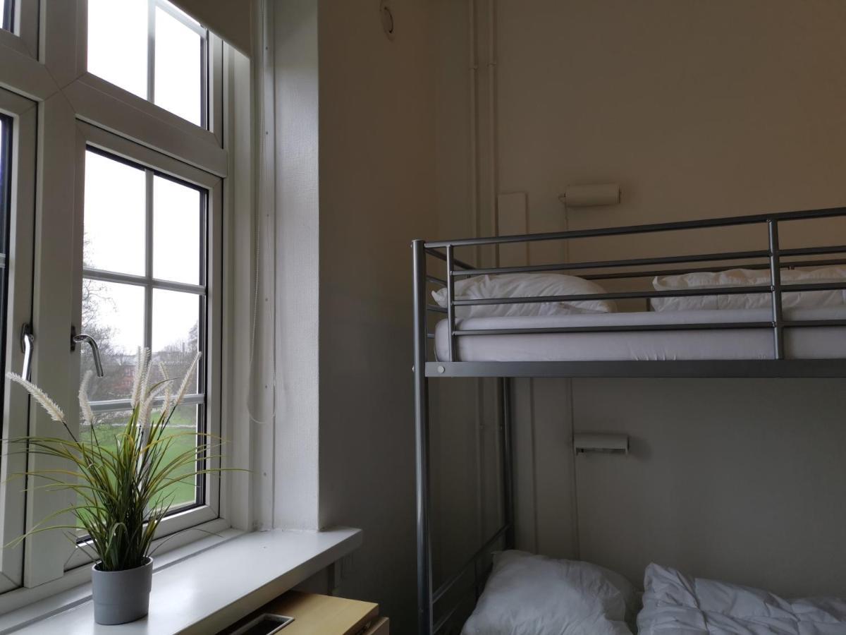 Danhostel Odense City Zewnętrze zdjęcie A room at the hostel